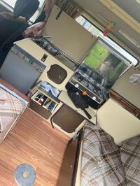 VOLKSWAGEN CAMPER