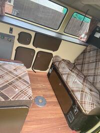 VOLKSWAGEN CAMPER