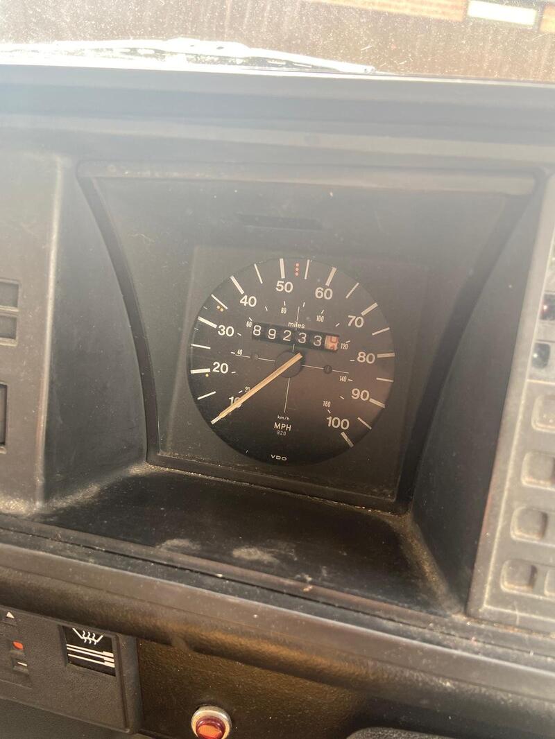 VOLKSWAGEN CAMPER