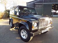 LAND ROVER DEFENDER 90